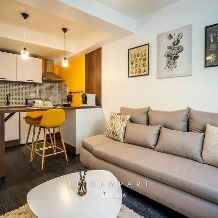 Apartment Le Rempart ~ Centre ~ Arrivee Autonome *